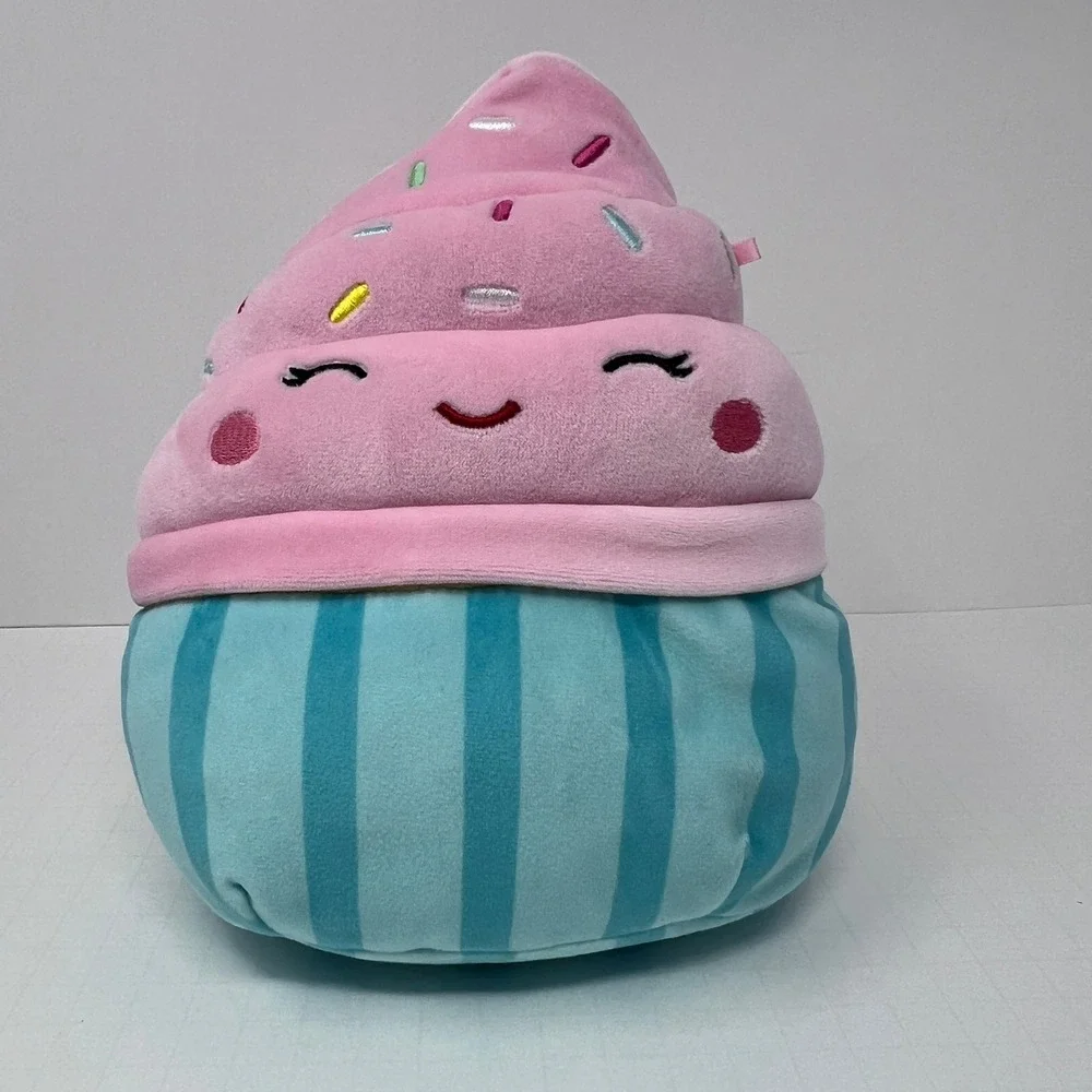 Squishmallows Deidre Cupcake 8 inch Pink Blue Sprinkles Foodie Plush‎ Toy